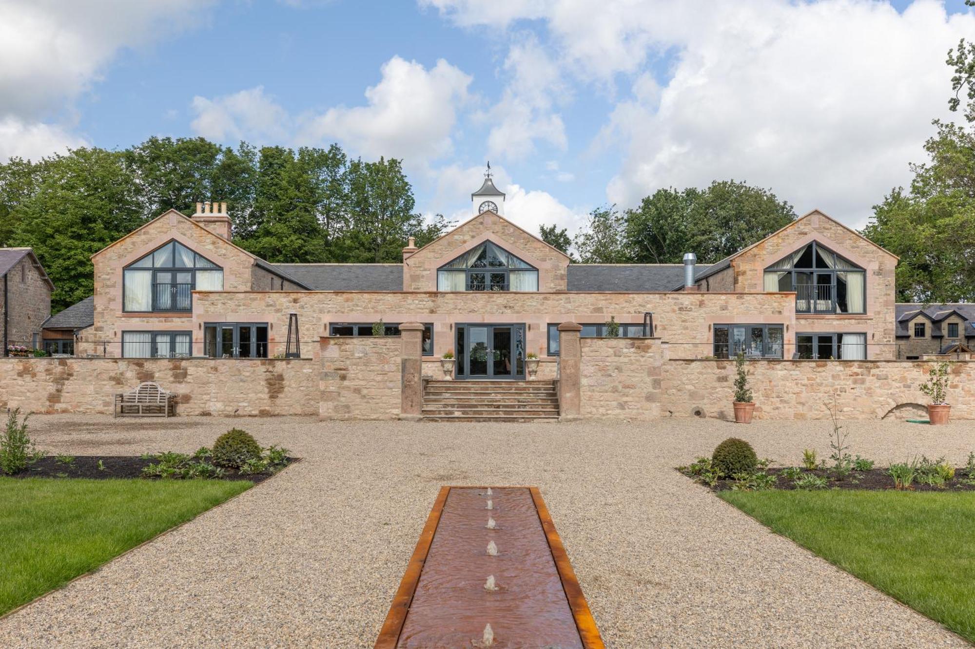 The Tempus At Charlton Hall Estate Alnwick Exterior photo